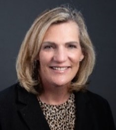 Lynn Falcone headshot