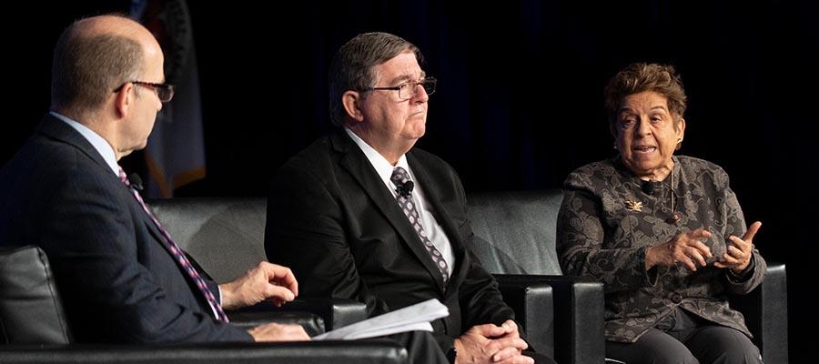 Reps. Donna Shalala, D-Fla., former Health and Human Secretary, and Michael Burgess, R-Texas, ranking member of the House Energy and Commerce Subcommittee on Health, at AHA Annual Meeting 2019