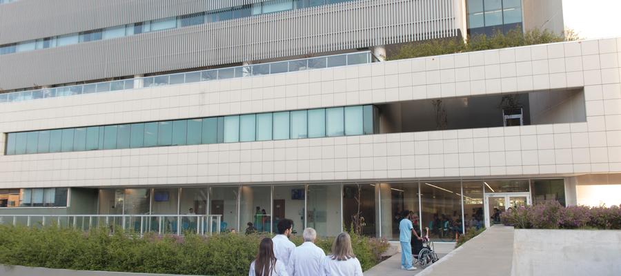 Health care staff entering hospital
