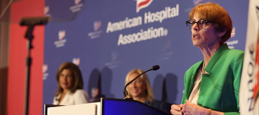 Patricia Hastings at Annual Meeting